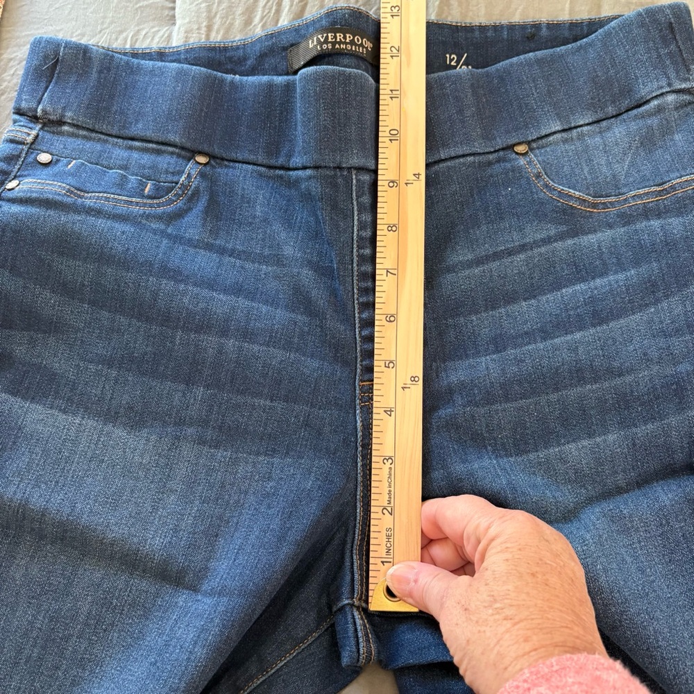 Liverpool The Slim Stretch Pull On Jeans. Size 12/31. - Picture 5 of 12